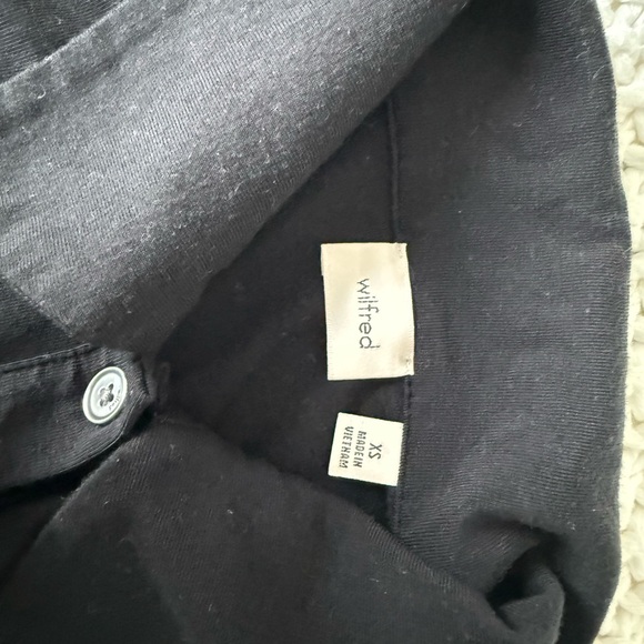 Wilfred Pose Button Down Shirt Size XS - Picture 7 of 8